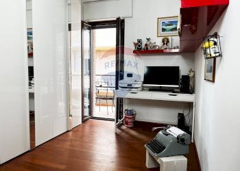 Soggiorno - Quadrilocale Via Clitunno
 
1, Aprilia - foto 1