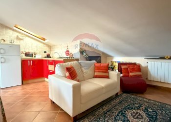 Soggiorno - Attico via piave
 
1, Riposto - foto 1