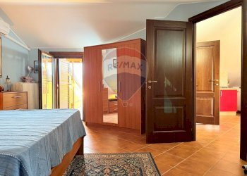 Camera / camera da letto - Attico via piave
 
1, Riposto - foto 18