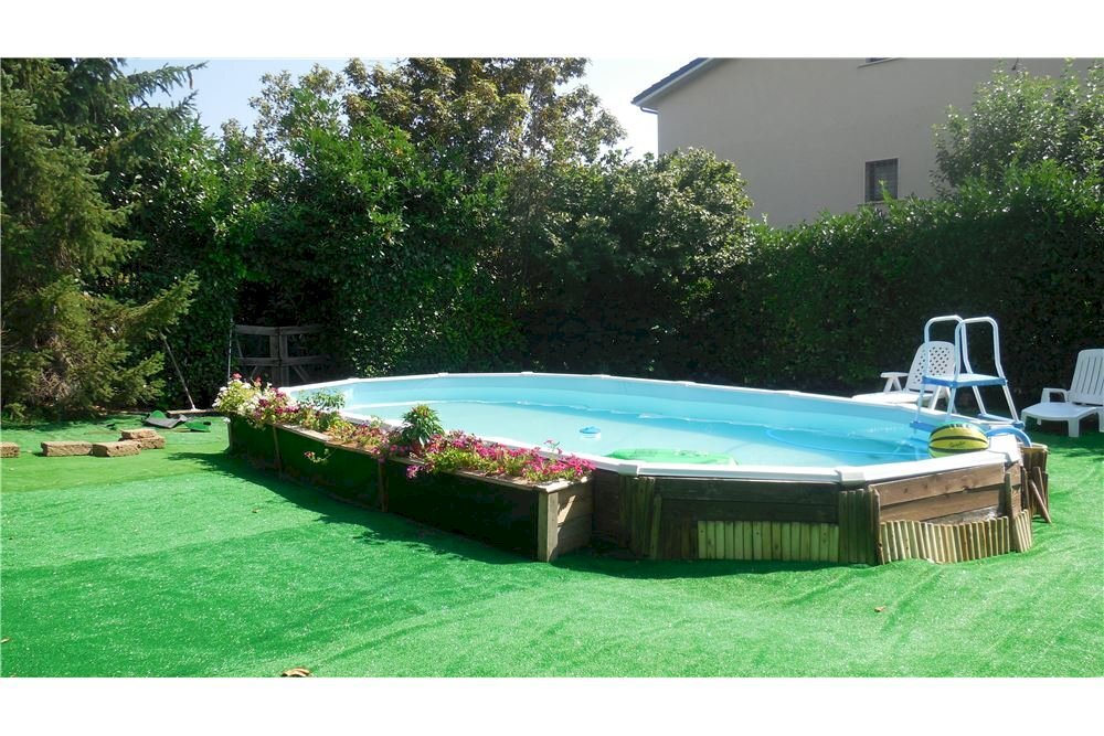 Piscina - Casa semi indipendente Via Della Liberazione, L'Aquila - foto 3