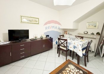 Sala da pranzo - Terraced Villa Viale Sicilia
 
27, Sabaudia - photo 16