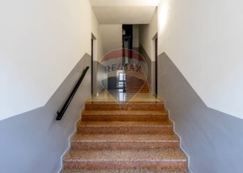 Scale - Trilocale Via Giovanni Antonio Da Pordenone
 
22, Piacenza - foto 6