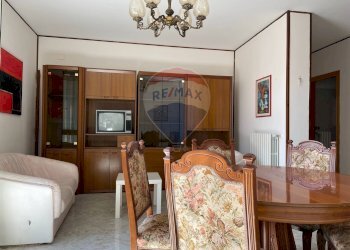 Sala da pranzo - Appartamento Via Isernia
 
1, Colli a Volturno - foto 26