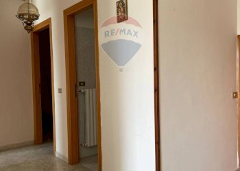 Stanza vuota - Appartamento Via Isernia
 
1, Colli a Volturno - foto 36