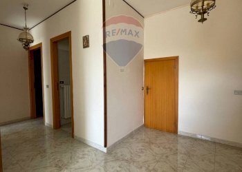 Stanza vuota - Appartamento Via Isernia
 
1, Colli a Volturno - foto 37