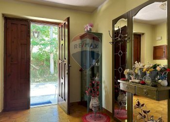 Hall / corridoio - Casa indipendente Via Cerreto
 
24/A, Colli a Volturno - foto 48