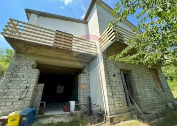 Casa all\'aperto - Casa indipendente Via Cerreto
 
24/A, Colli a Volturno - foto 89