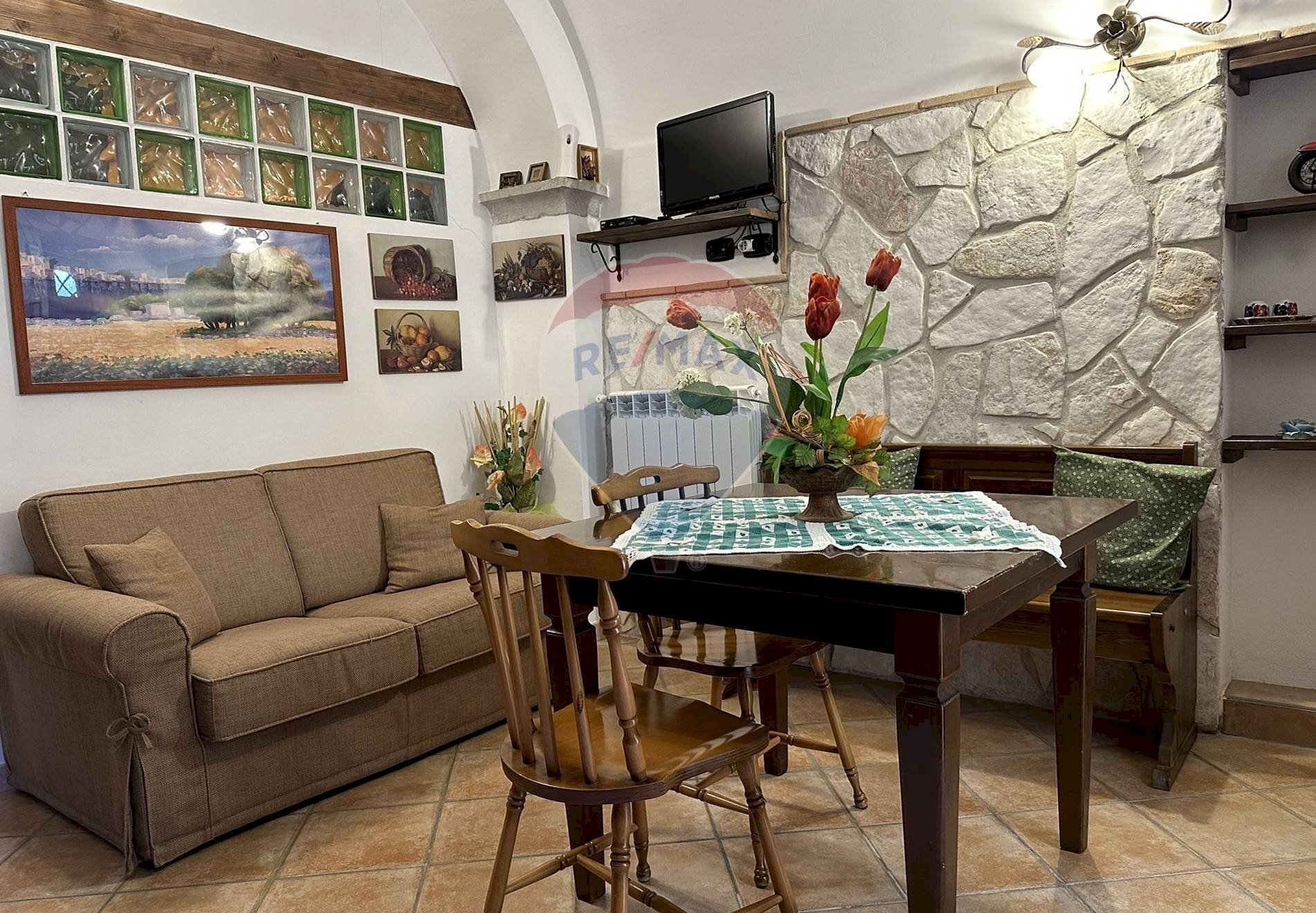 Sala da pranzo - Three-room apartment Scapoli - photo 2