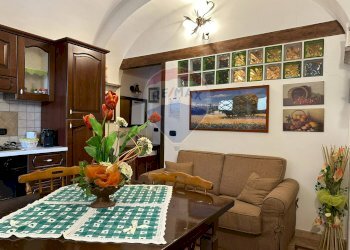 Sala da pranzo - Trilocale Scapoli - foto 1