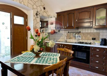 Cucina - Trilocale Scapoli - foto 3