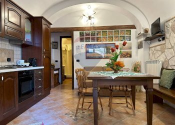 Sala da pranzo - Trilocale Scapoli - foto 4