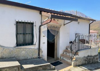 Casa all\'aperto - Independent house Via Cannine
 
snc, Scapoli - photo 1