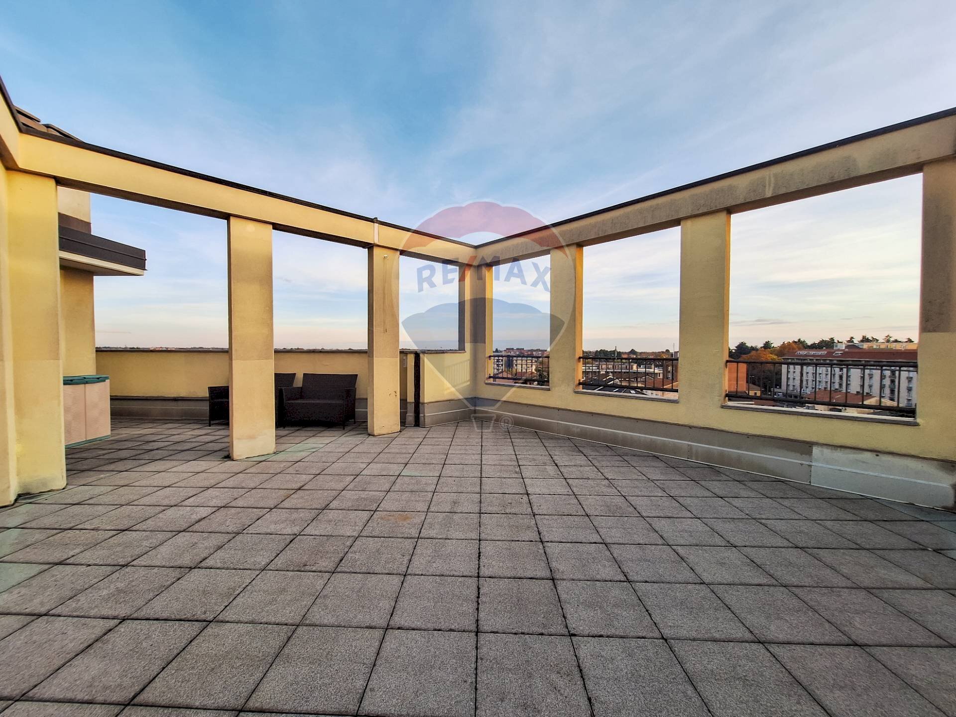 Terrazza - Attic Via Bernardino Ferni
 
5, Gallarate - photo 1