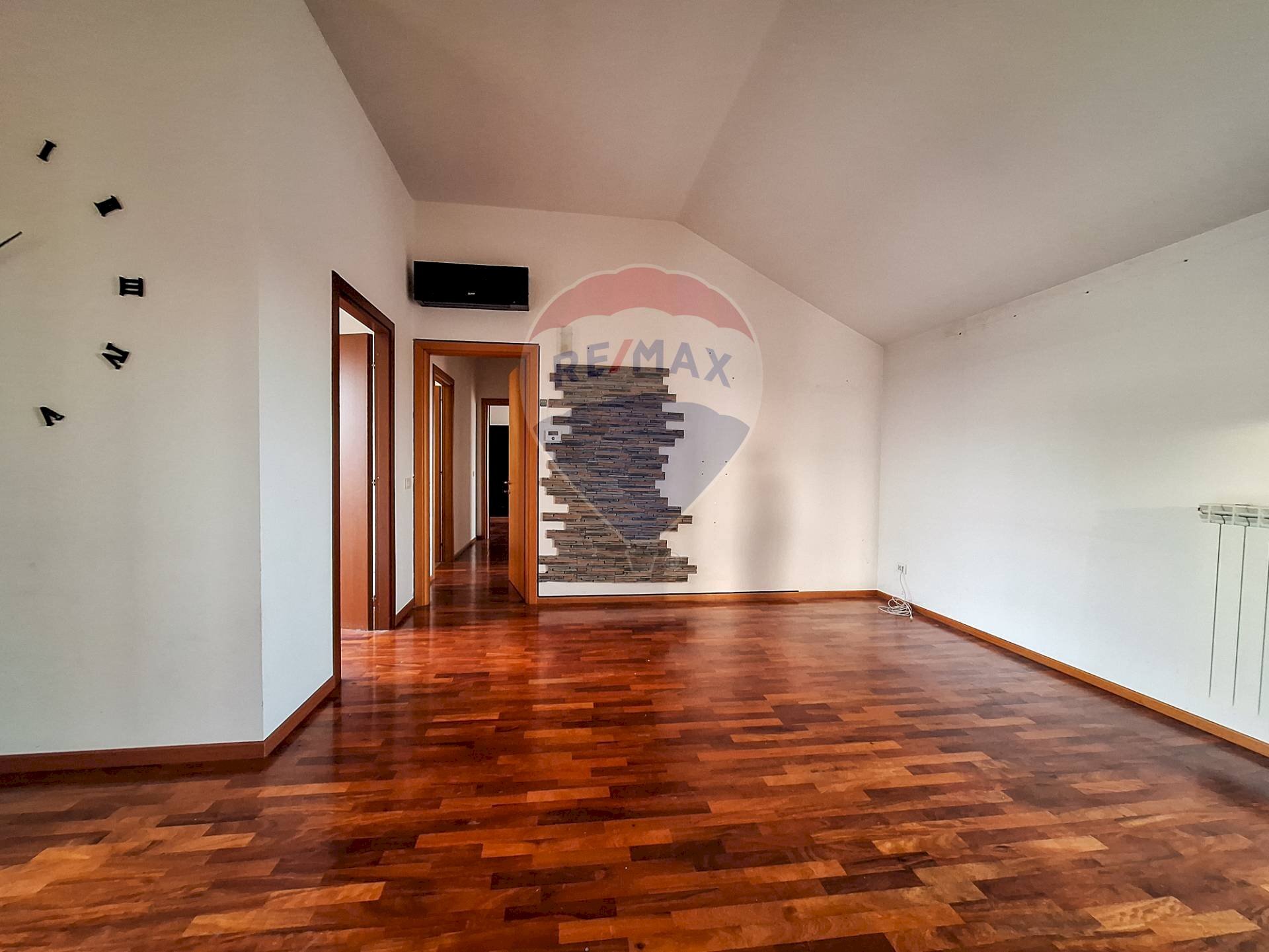 Stanza vuota - Attic Via Bernardino Ferni
5, Gallarate - photo 3