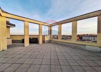 Terrazza - Attico Via Bernardino Ferni
 
5, Gallarate - foto 1