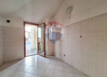 Stanza vuota - Attico Via Bernardino Ferni
 
5, Gallarate - foto 6