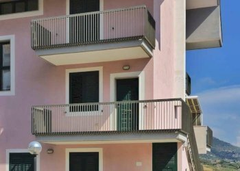 Foto 27 - Villa a Schiera Via Ponte Mileo
 
133, Montecorvino Rovella - foto 1