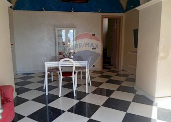 Sala da pranzo - Casa semi indipendente Via Roma
 
2, Vinchiaturo - foto 3