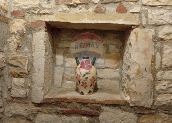 Dettagli - Casa semi indipendente Via Roma
 
2, Vinchiaturo - foto 14