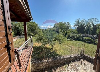 Giardino - Casa indipendente Contrada Sant'Angelo
 
11, Vinchiaturo - foto 3