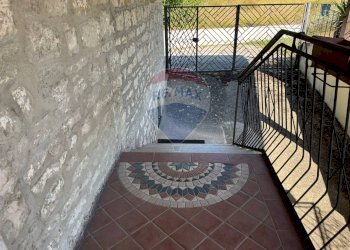 Balcone - Casa indipendente Contrada Sant'Angelo
 
11, Vinchiaturo - foto 34