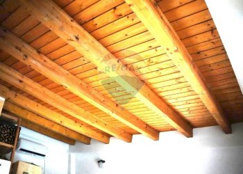 Dettagli - Casa semi indipendente Via Larghetto Cavour
 
9, Vinchiaturo - foto 5