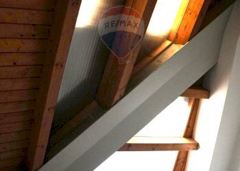 Dettagli - Casa semi indipendente Via Larghetto Cavour
 
9, Vinchiaturo - foto 9