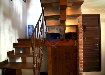 Scale - Casa semi indipendente Via Larghetto Cavour
 
9, Vinchiaturo - foto 19