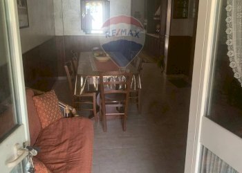 Sala da pranzo - Villa a Schiera LA GRANDE QUERCIA
 
4, Vinchiaturo - foto 26