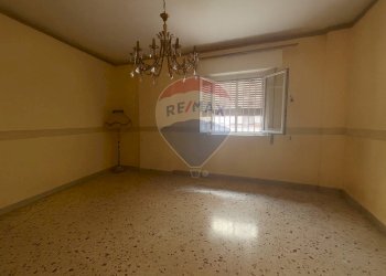 Stanza vuota - Appartamento VIA GIUSEPPE ARCOLEO
 
29, Palermo - foto 6