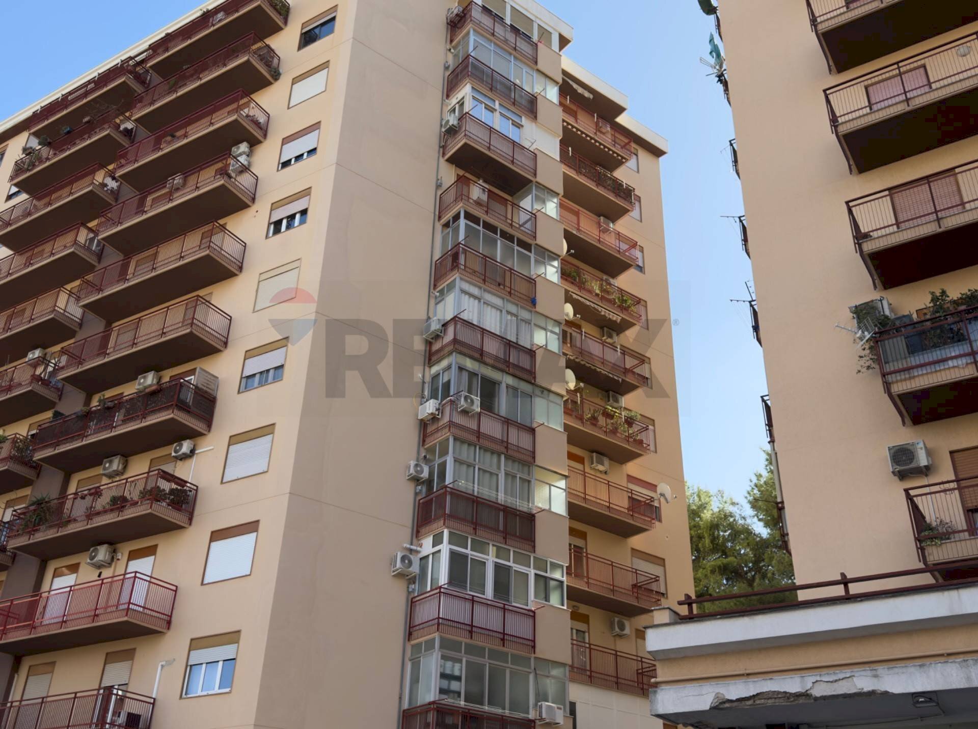 Edificio all\'aperto - Quadrilocale Via Michele Titone
 
41, Palermo - foto 2