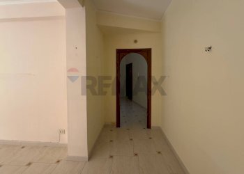 Hall / corridoio - Quadrilocale Via Michele Titone
 
41, Palermo - foto 11