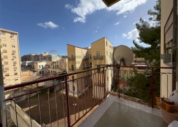 Balcone - Quadrilocale Via Michele Titone
 
41, Palermo - foto 22