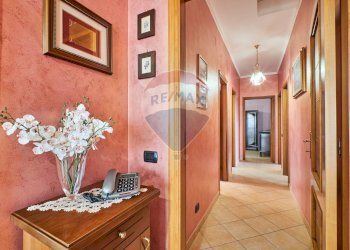 Hall / corridoio - Casa semi indipendente VIA DEI TINTORI
 
17, Penne - foto 13