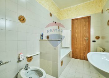 Bagno - Casa semi indipendente VIA DEI TINTORI
 
17, Penne - foto 18