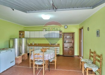 Sala da pranzo - Casa semi indipendente VIA DEI TINTORI
 
17, Penne - foto 33