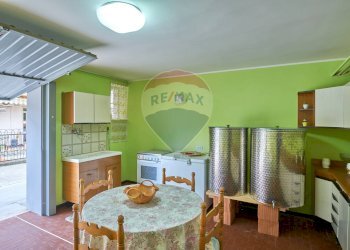 Sala da pranzo - Casa semi indipendente VIA DEI TINTORI
 
17, Penne - foto 35