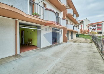 Terrazza - Casa semi indipendente VIA DEI TINTORI
 
17, Penne - foto 5