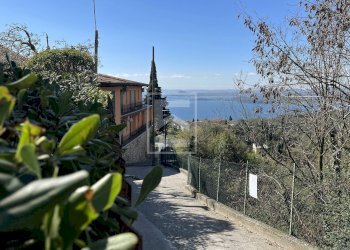 Foto 2 - Bilocale VIA VIGOLE
 
61, Toscolano-Maderno - foto 2