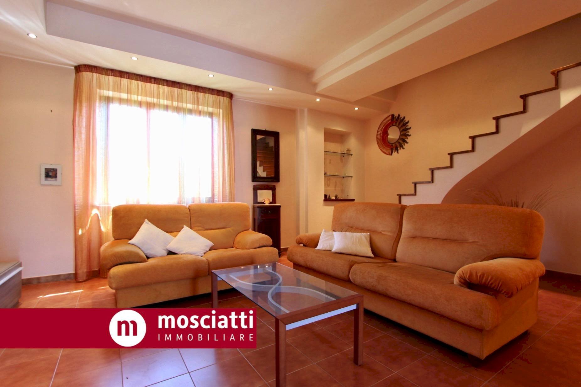 Foto 3 - Appartamento Via Del Vallato
 
29, Castelraimondo - foto 3