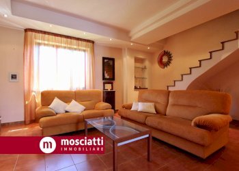 Foto 3 - Appartamento Via Del Vallato
 
29, Castelraimondo - foto 3