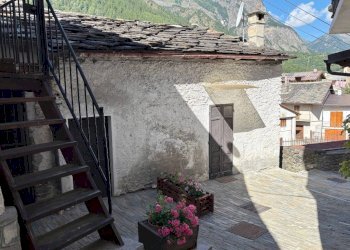 Facciata - Rustico via Trieste, Fenestrelle - foto 1