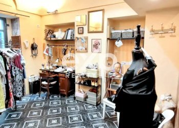 Locale Commerciale Via Giuseppe Stefano Incisa, Asti - foto 1