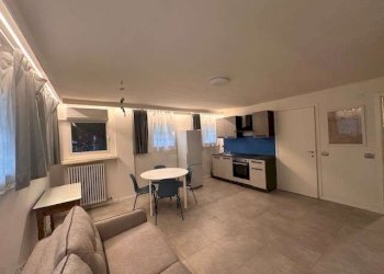 Two-room apartment Modena - photo 8