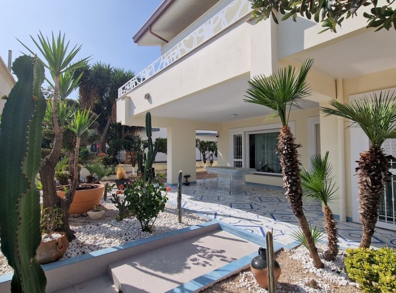 Villa Mondragone - foto 1