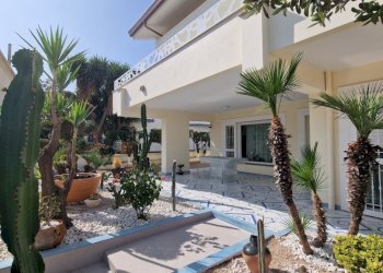 Villa Mondragone - foto 1