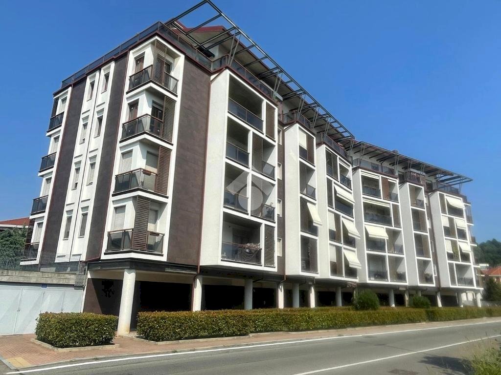 Three-room apartment Via Montenero, Moncalieri - photo 1