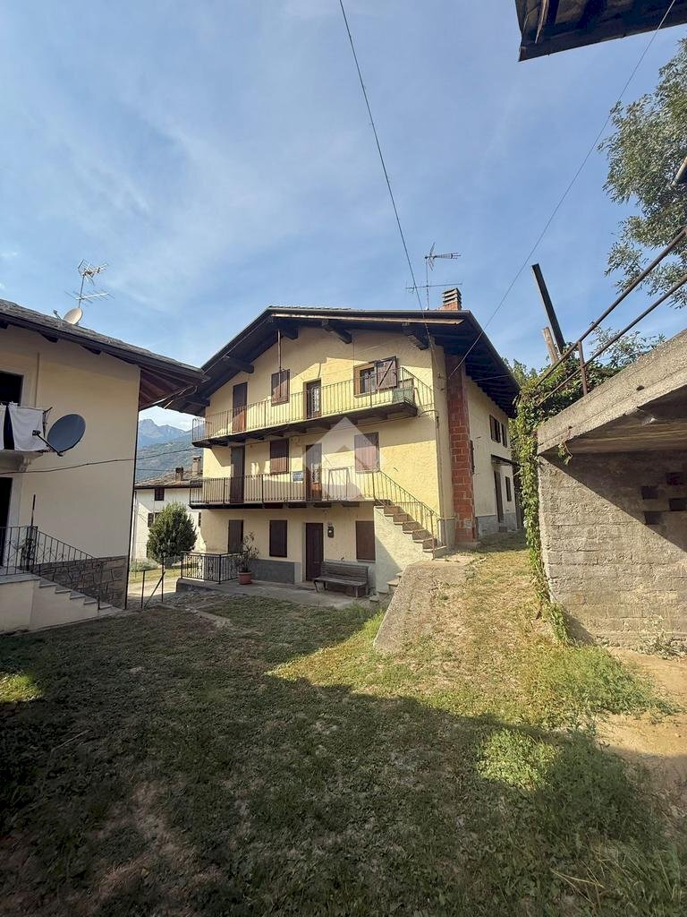 Independent house Frazione Cors, Fénis - photo 2