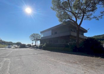 Foto 35 - Laboratorio Contrada Tesino
 
40, Ripatransone - foto 35