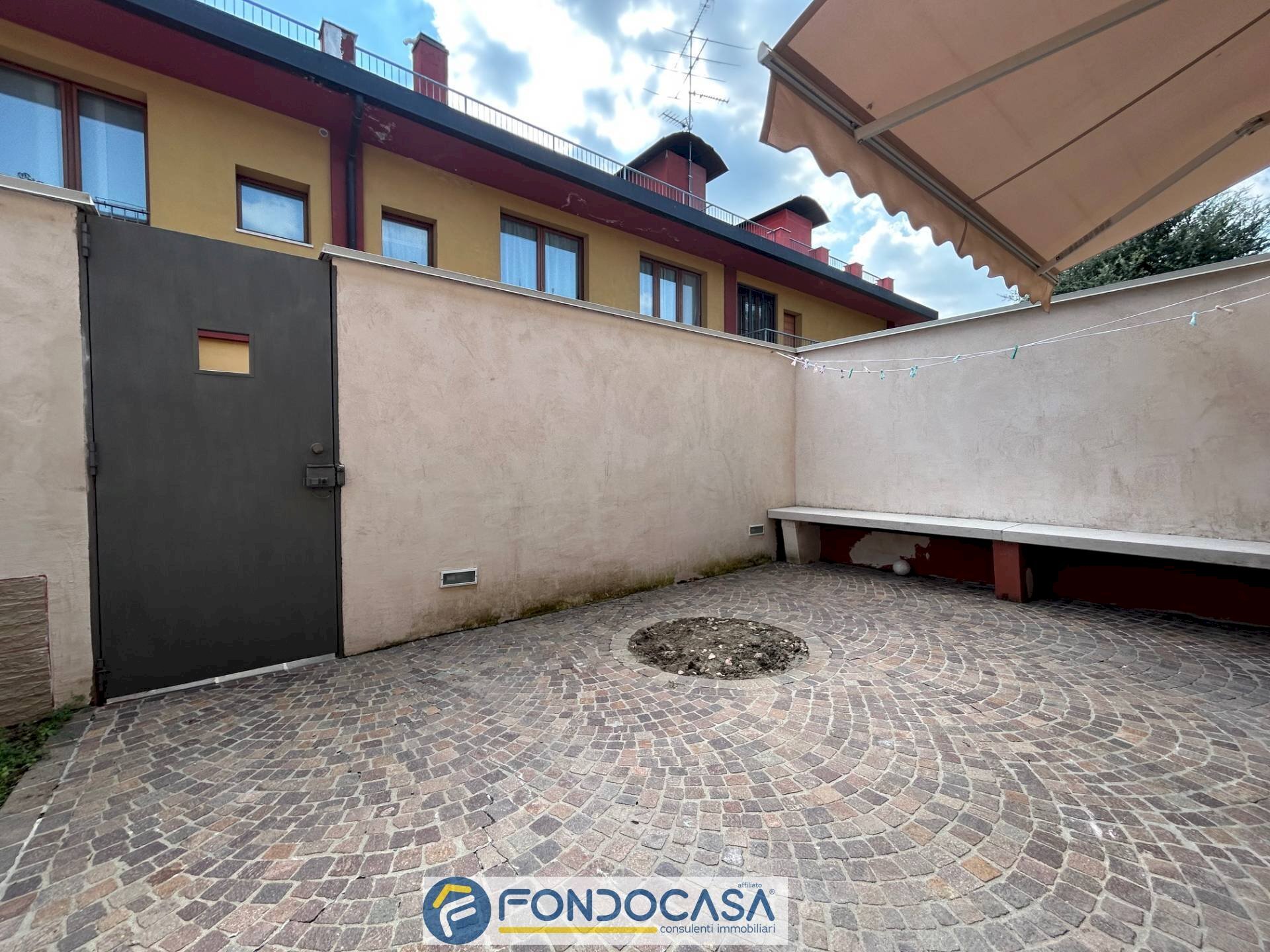 Foto 3 - Three-room apartment Cazzago San Martino - photo 3